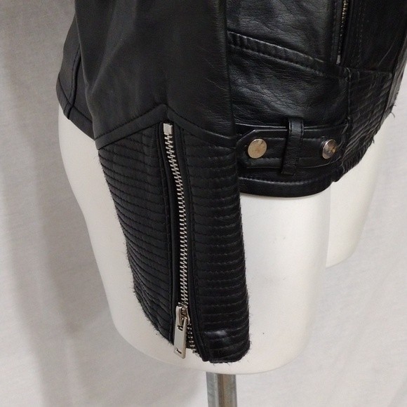 Mark Alan New York Black Quilted Sleeves Faux Leather Belted Moto Jacket Small - Picture 7 of 11